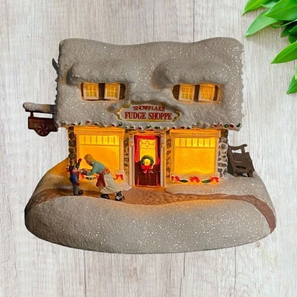 2022 Thomas Kinkade Sweet Shoppe Christmas Collectible - Light Up Holiday Keepsa - Picture 6 of 7